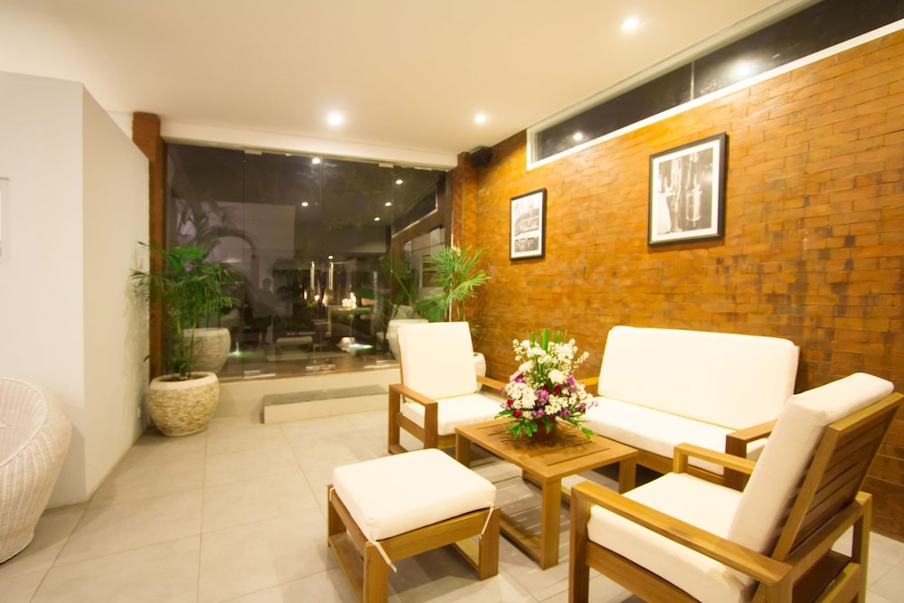 Apple Villa And Apartment 12/50