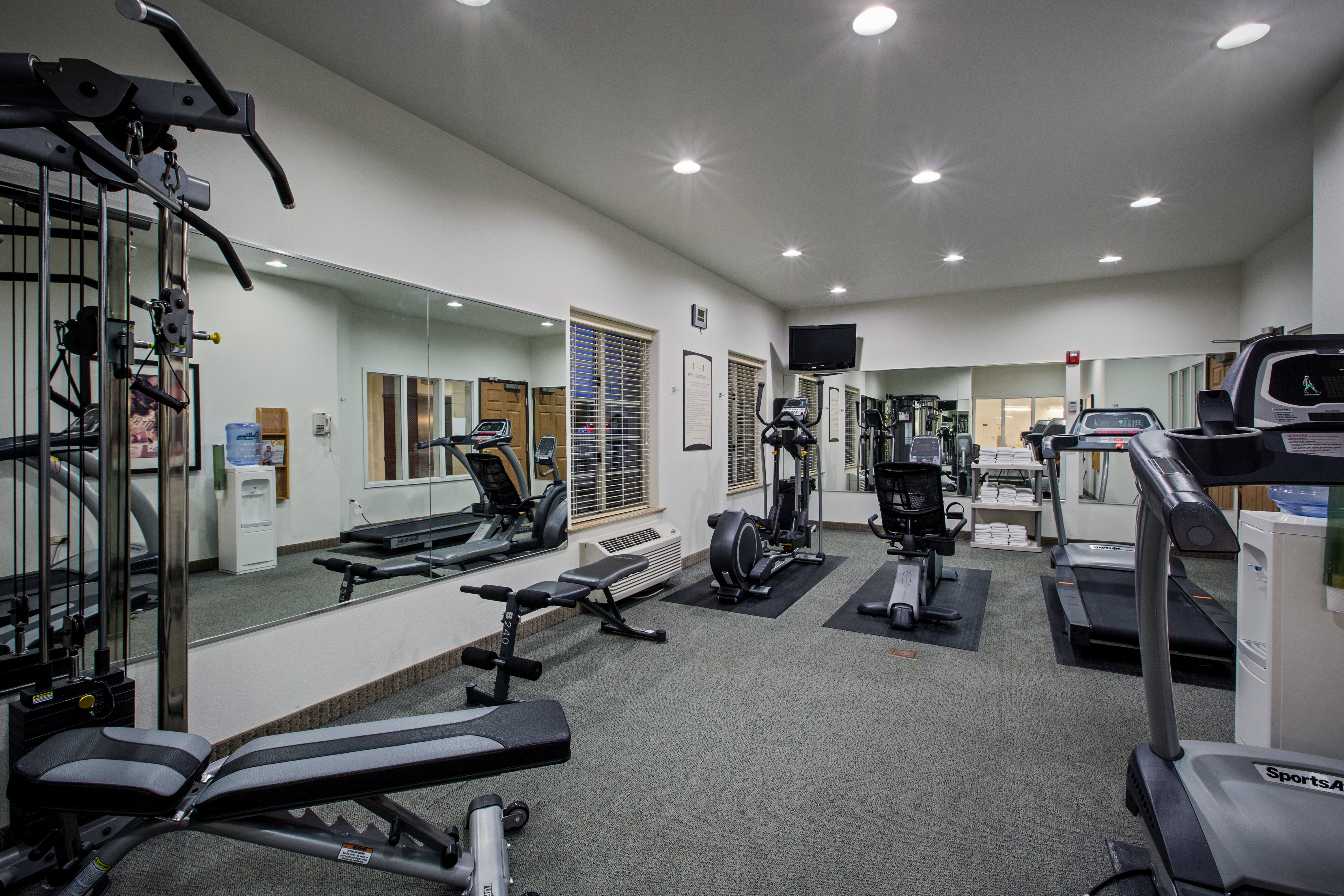 STAYBRIDGE SUITES ROCKFORD 36/73