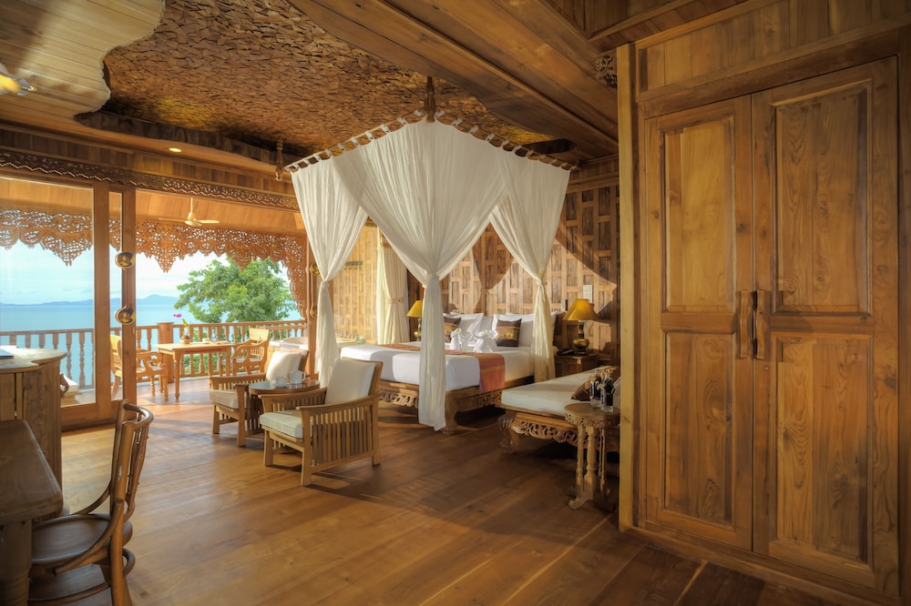 Grand Deluxe Ocean View