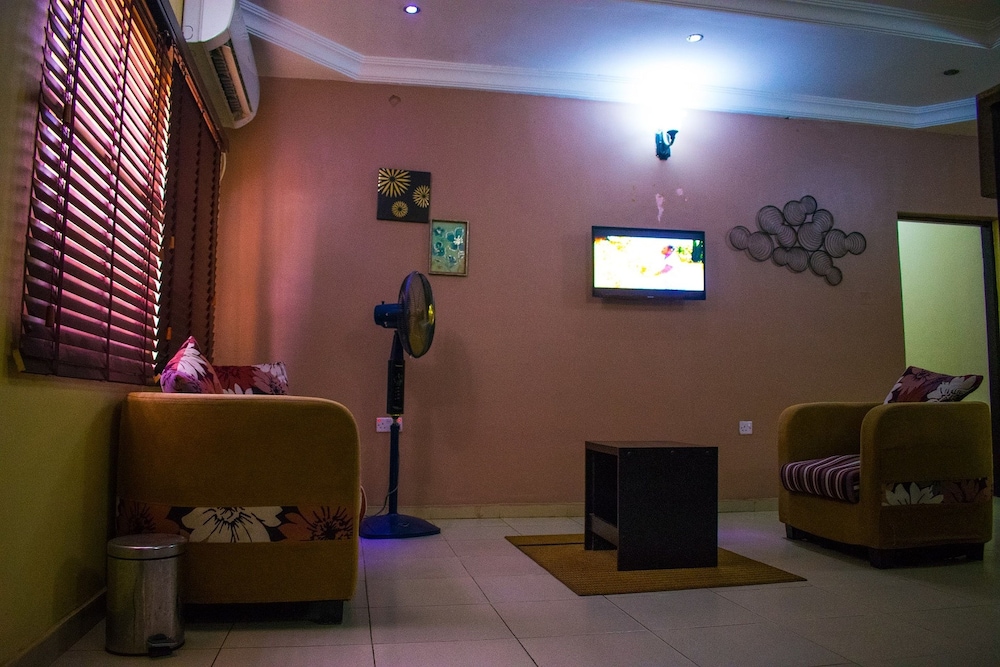 Esporta Suites (Agindingbi) 20/32