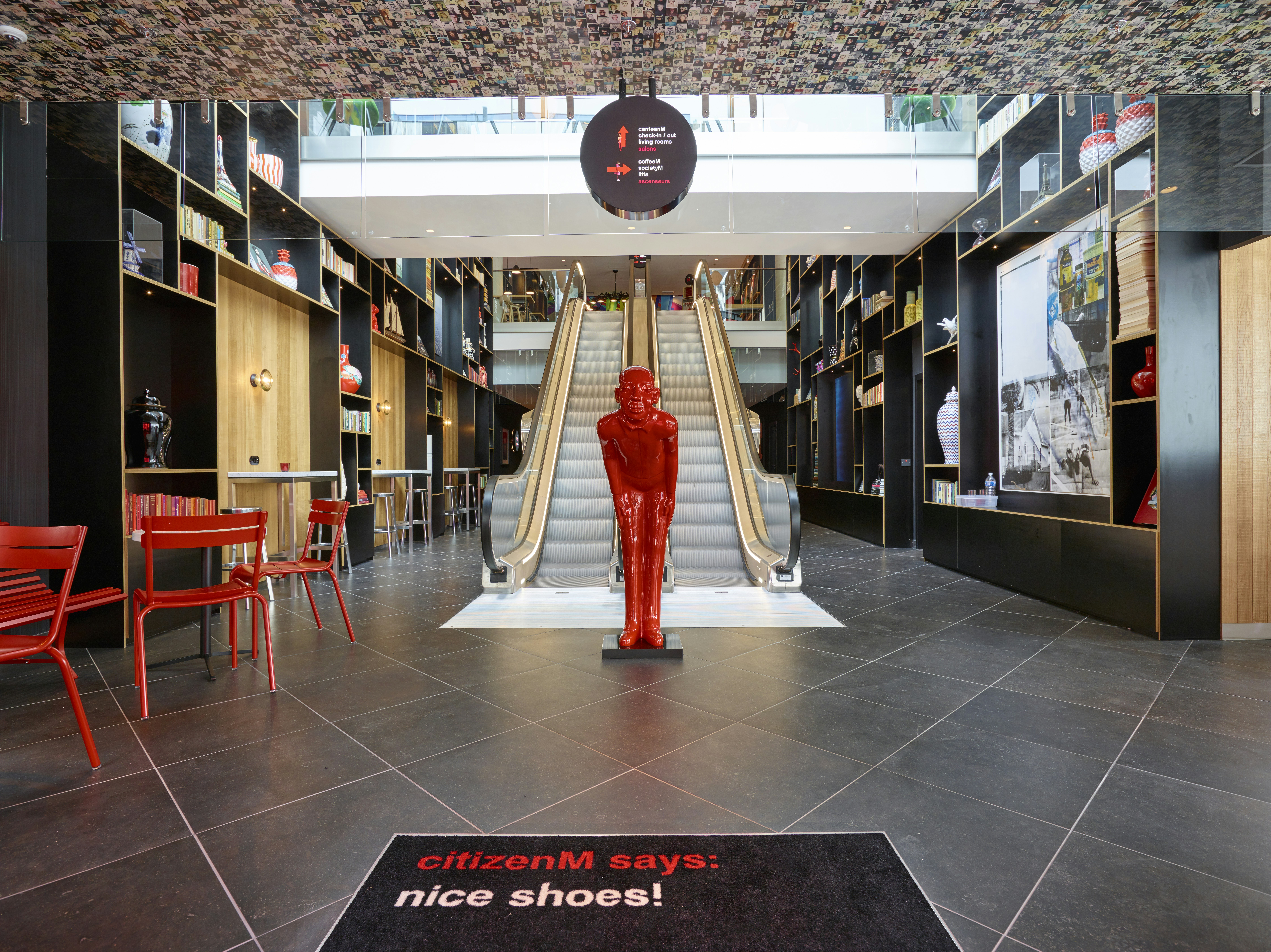CITIZENM PARIS LA DEFENSE 16/42