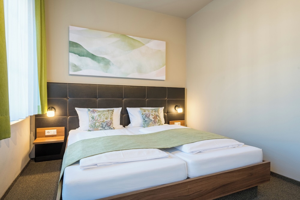 RiKu Hotel Memmingen Hallhof 19/50