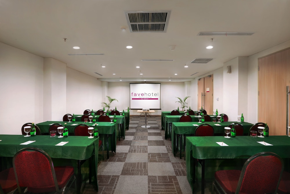 fave plus hotel Palembang 39/44