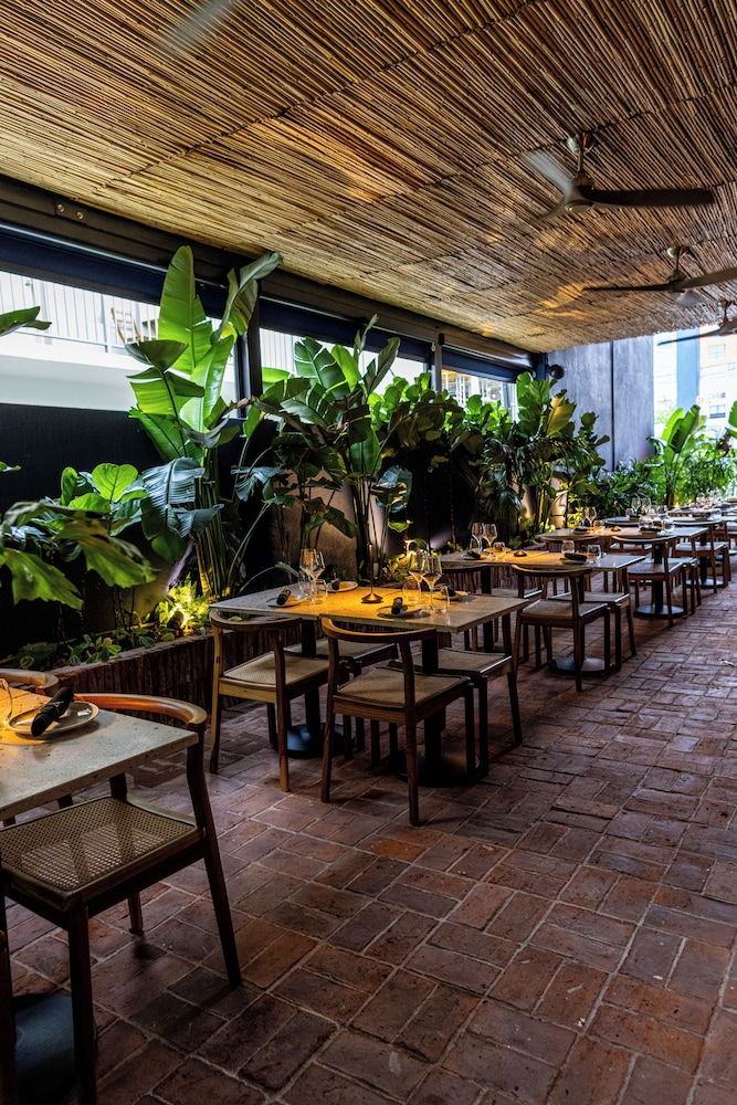 Sentral Wynwood 38/48