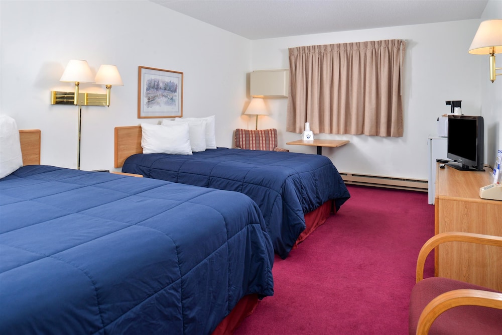 Sauk River Inn & Suites, a Travelodge by Wyndham 17/42