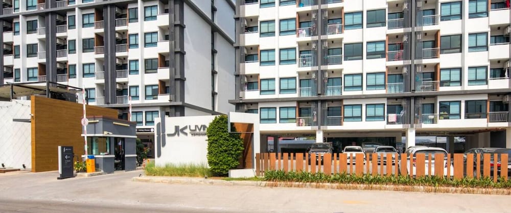 JK Living Hotel and Service Apartment 1/67