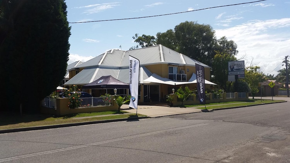 ADMIRAL NELSON MOTOR INN 3/52