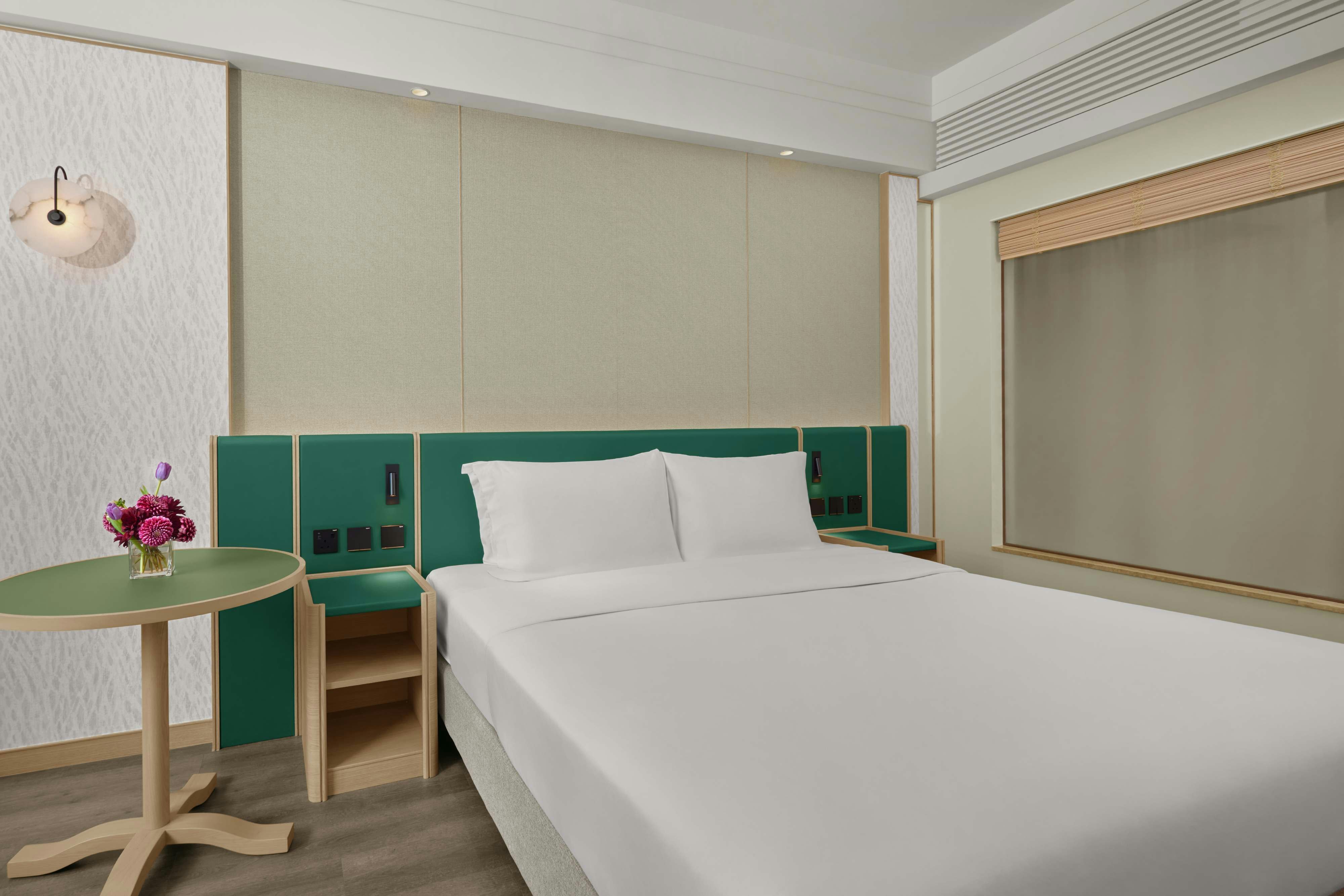 Nina Hotel Island South 14/83