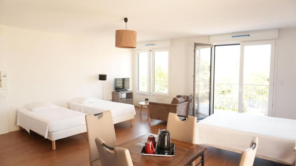 Zenao Appart'hotel Nevers 13/63