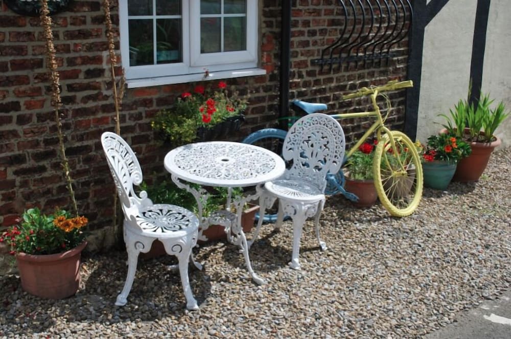 OYO Yarm Cottages 61/64