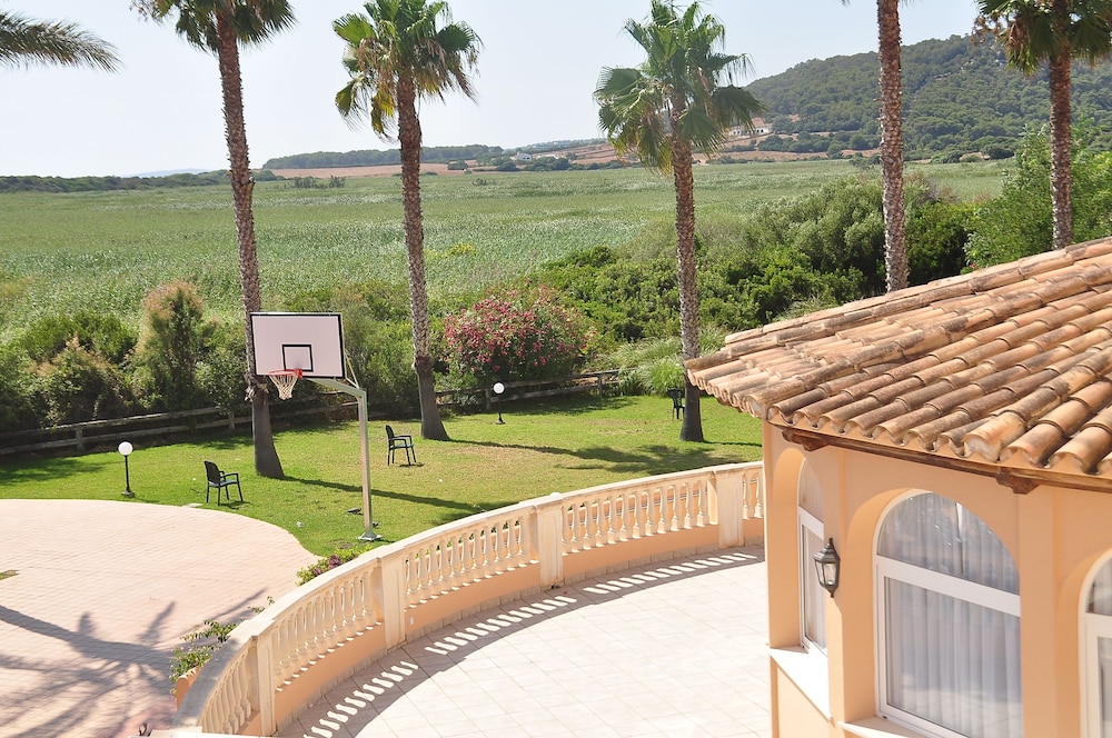 ARENAS DE SON BOU(FORMERLY La Noria de Son Bou) 37/49