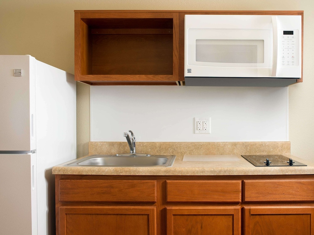 Extended Stay America Select Suites - Lake Worth 47/47