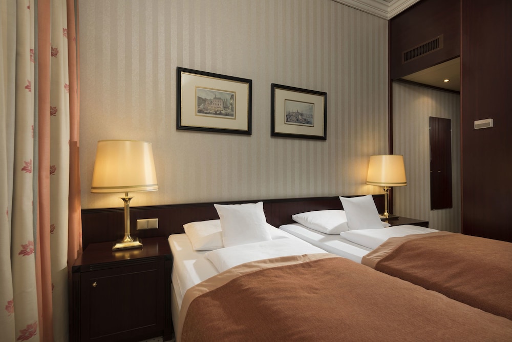 Parkhotel 1901 Mannheim 10/51