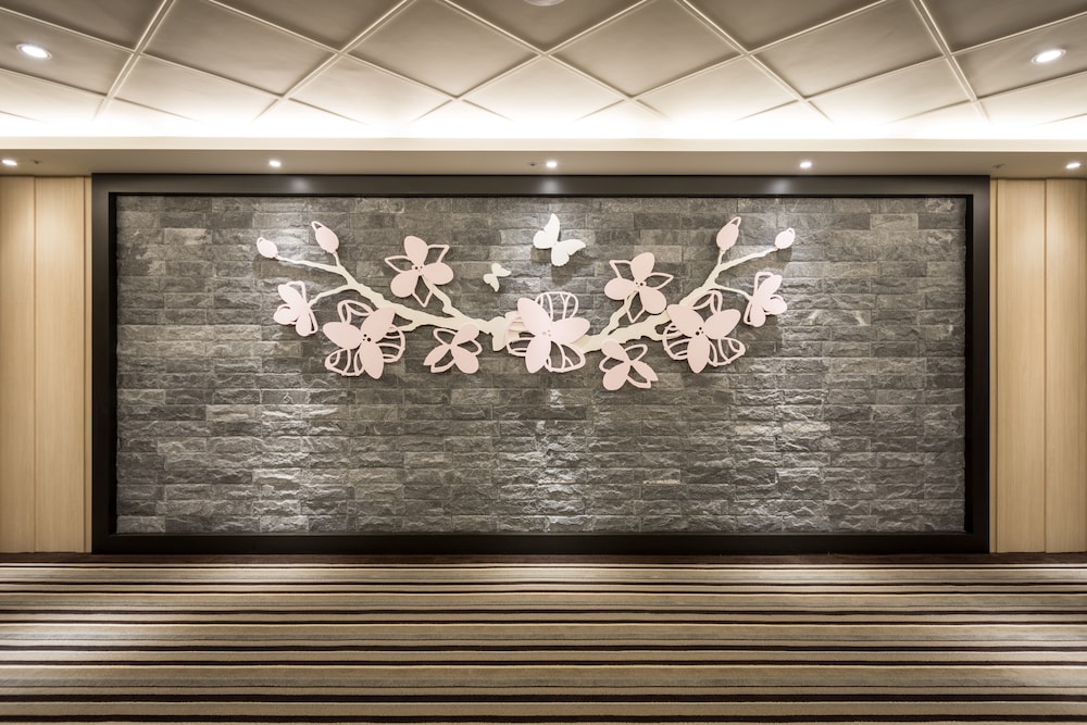 Jin Pin Hotel 9/73