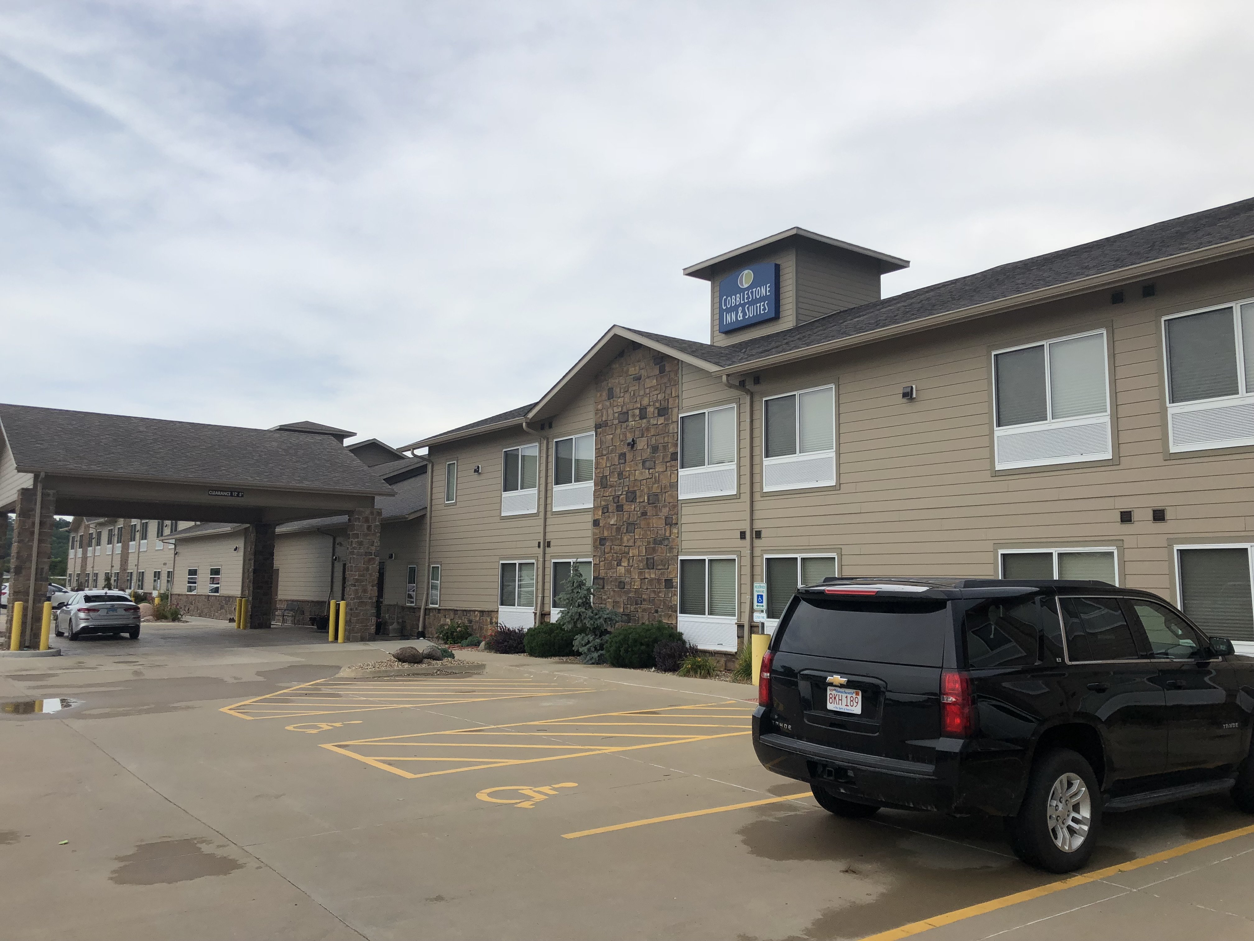 Cobblestone Inn & Suites - Fort Madison 51/54