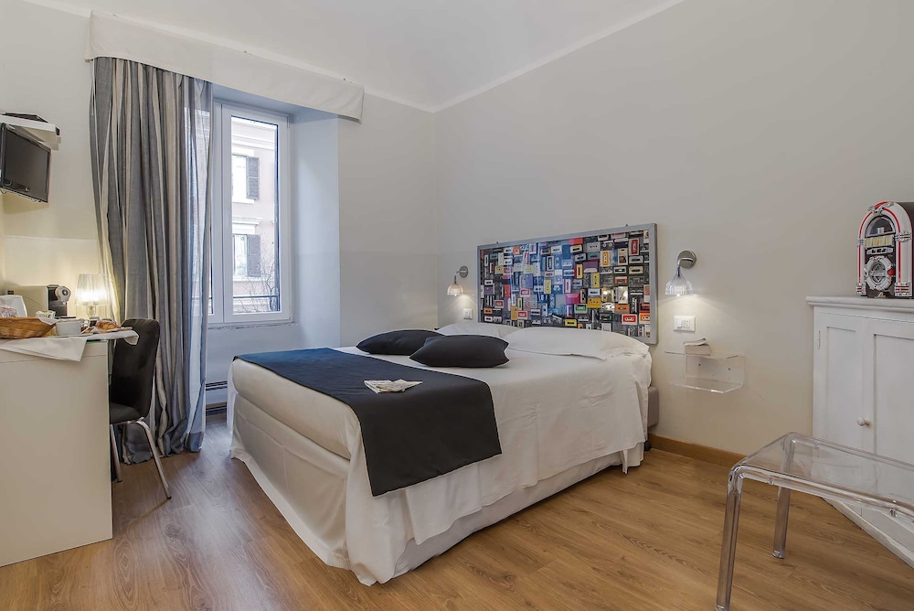94rooms Vatican Scipioni 8/70