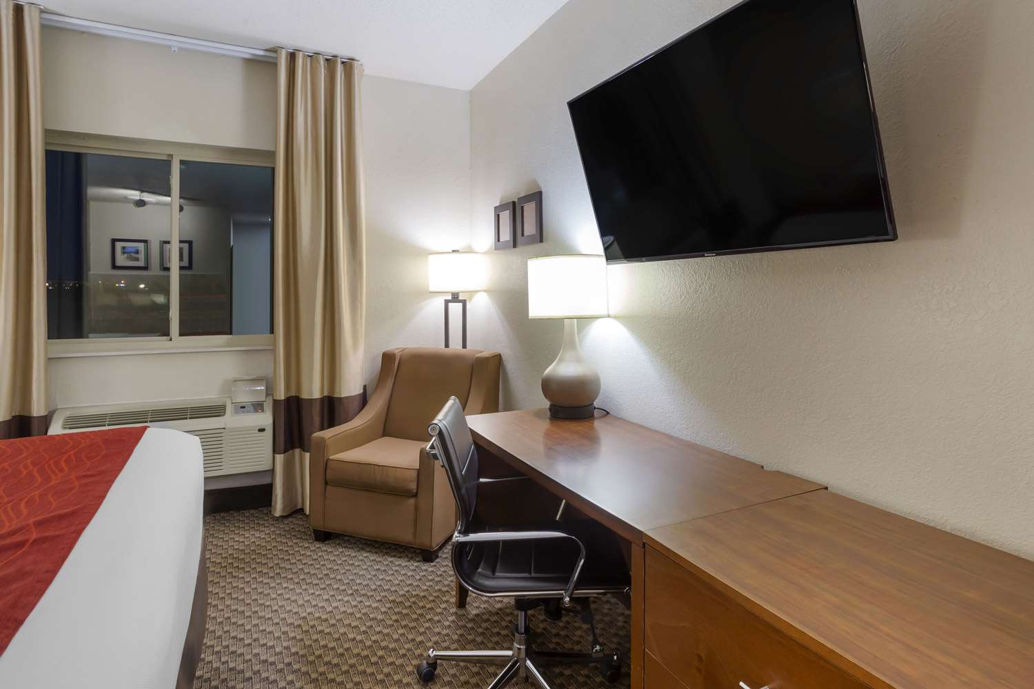 Upgrade, Suite, King Bed