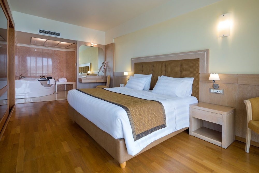 Thalassa Beach Resort - Adults Only 5/50