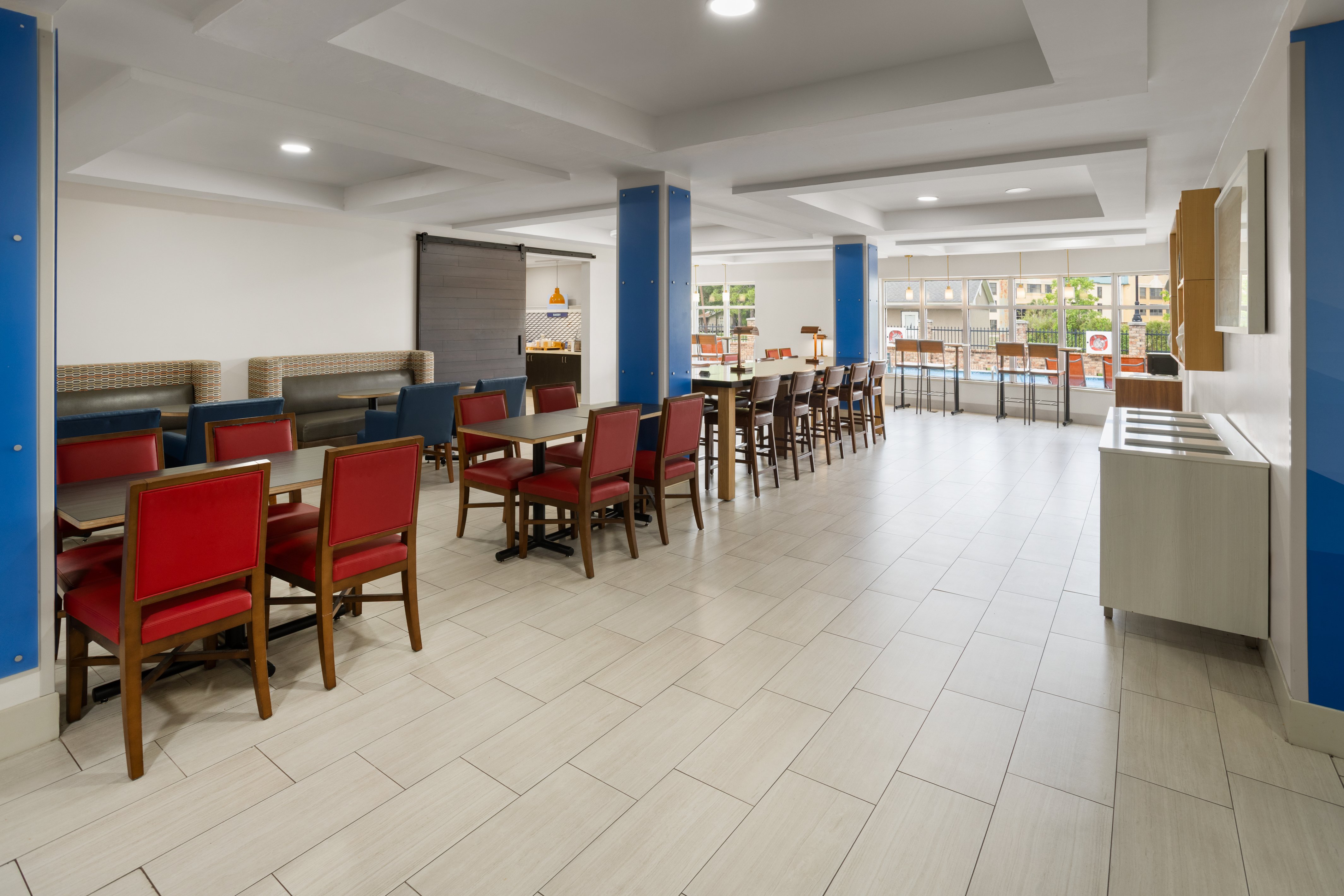 Holiday Inn Express Hotel Suites New Iberia Avery Island 53/80