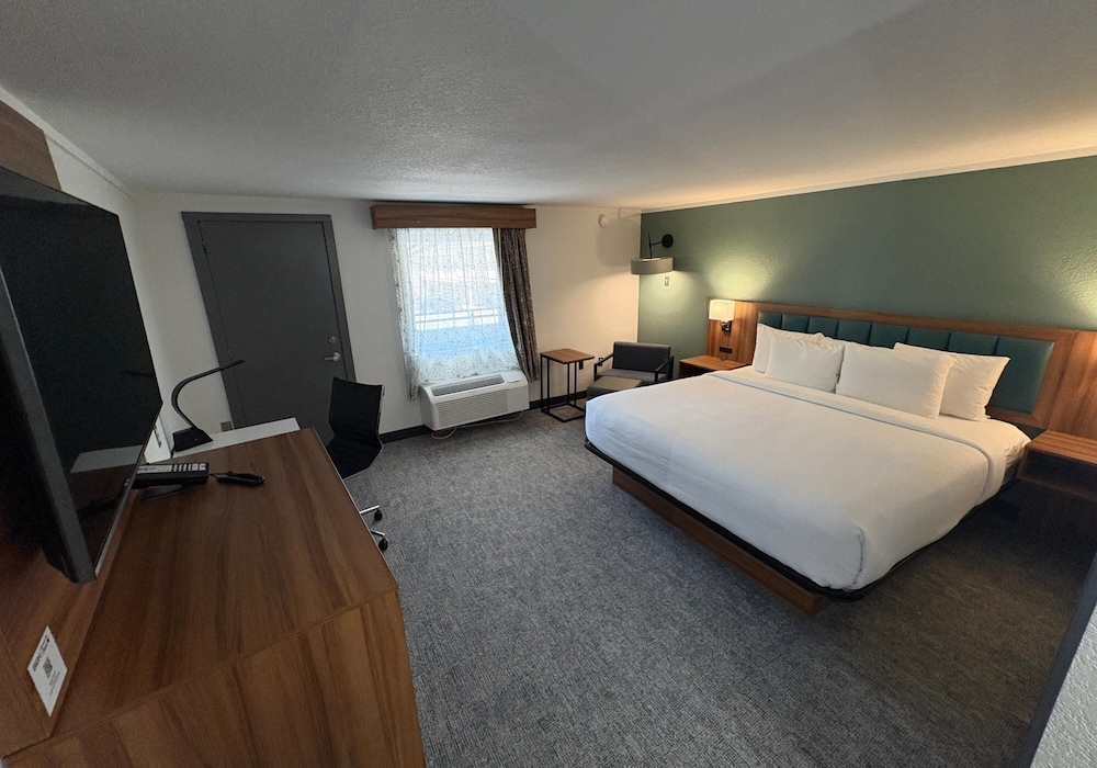 Best Western Johnson's Inn Downtown Gatlinburg 26/62