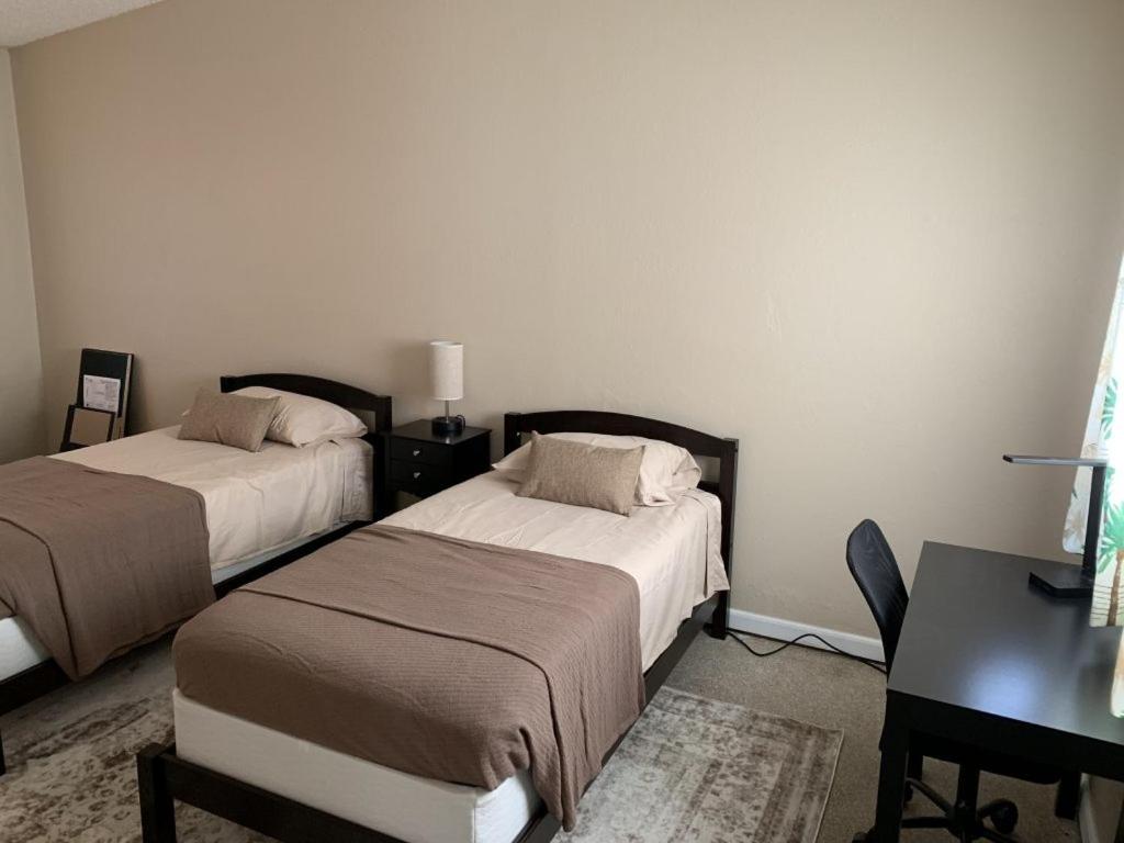 Sebastian Gardens Inn & Suites 9/20