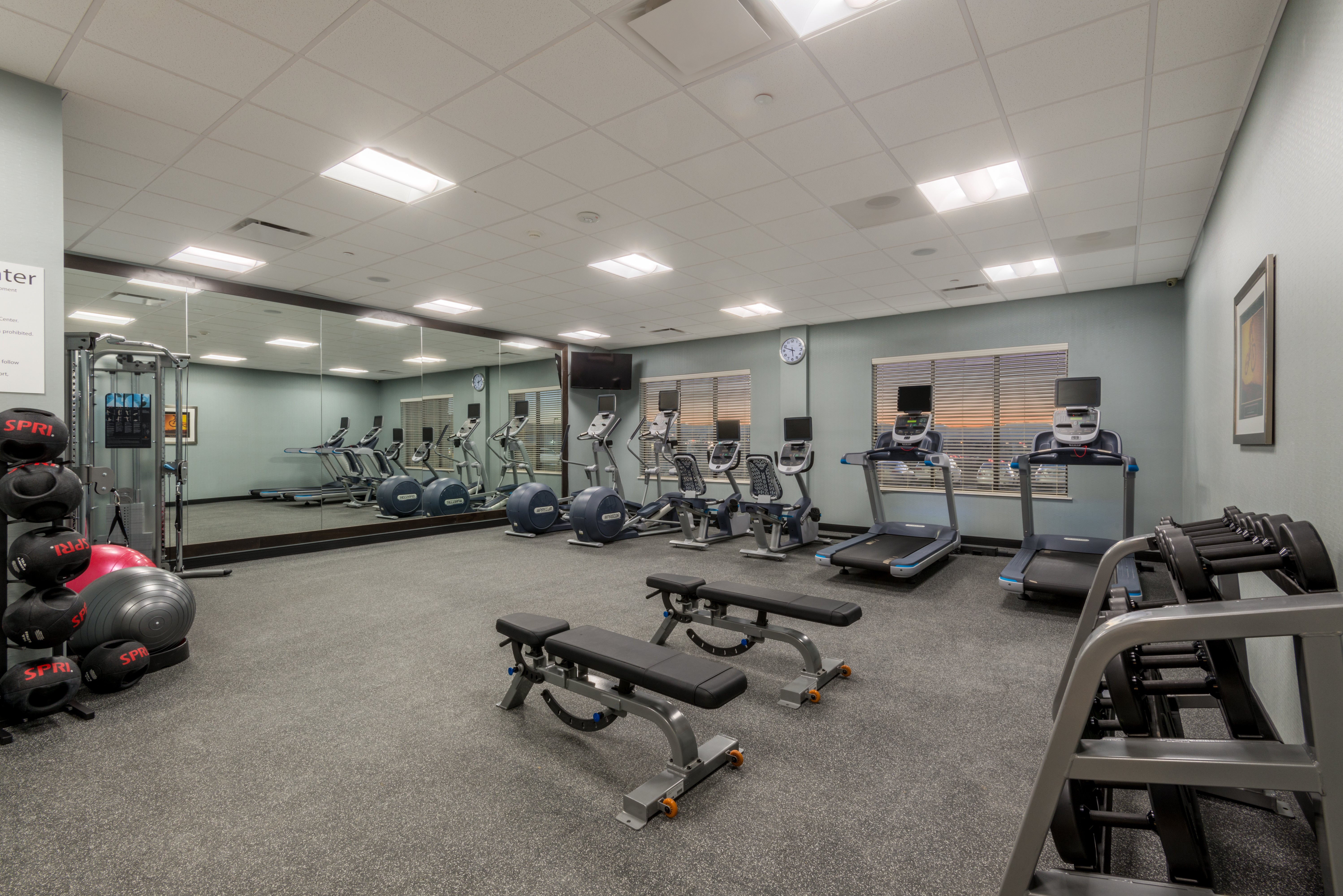 Holiday Inn Express & Suites Denver South - Castle Rock 32/54
