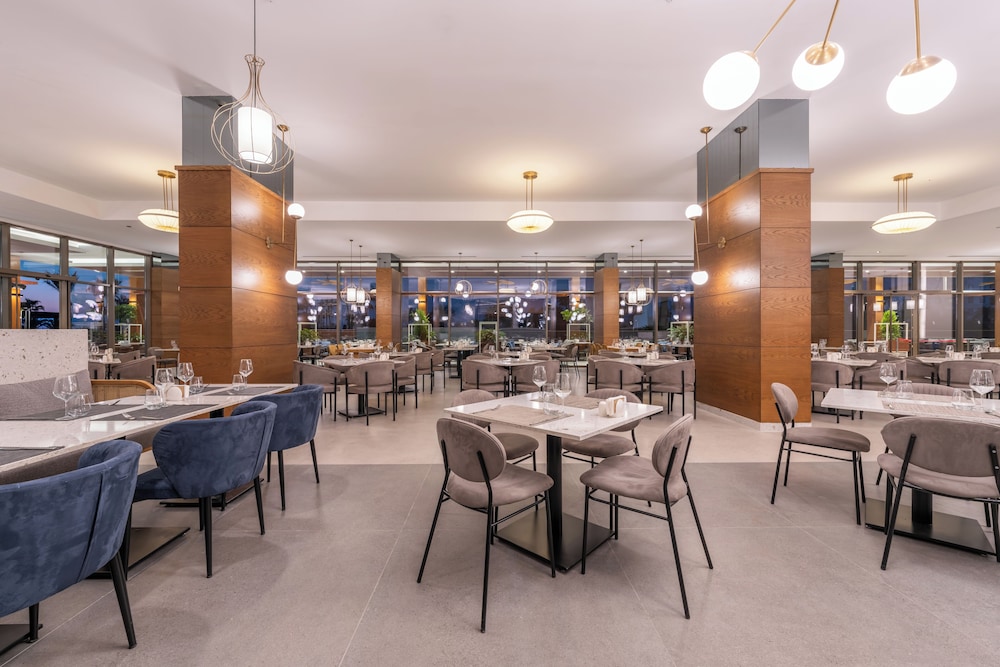 Sural Saray - Adults Only 16+ 48/65