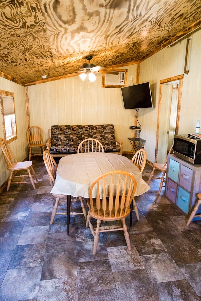Ozark Village Resort 37/67