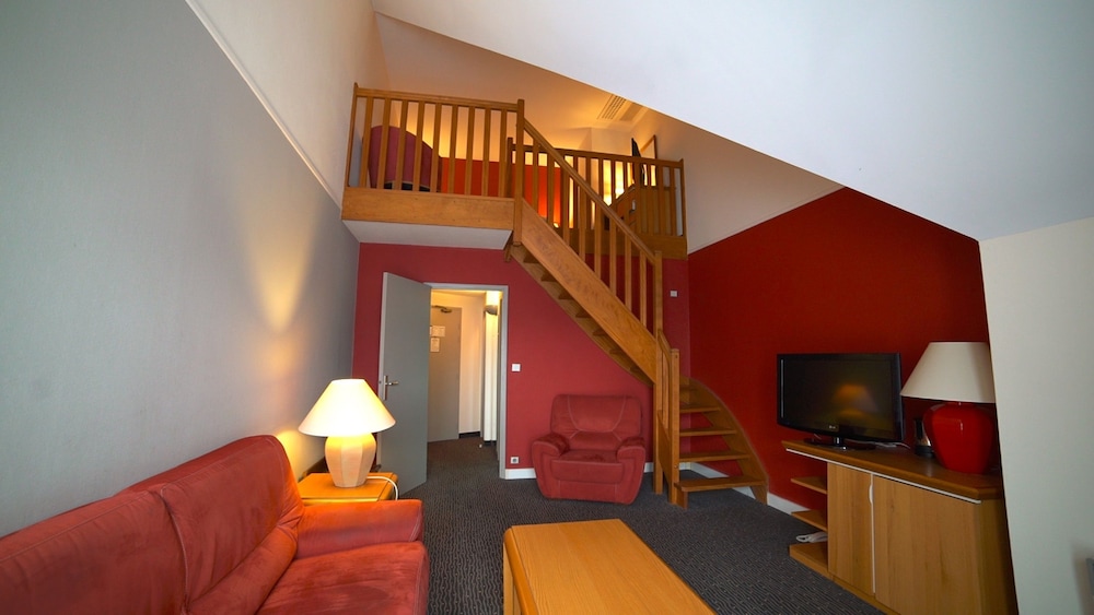 Domaine de La Foret D Orient Natur Hotel Golf Spa 24/55