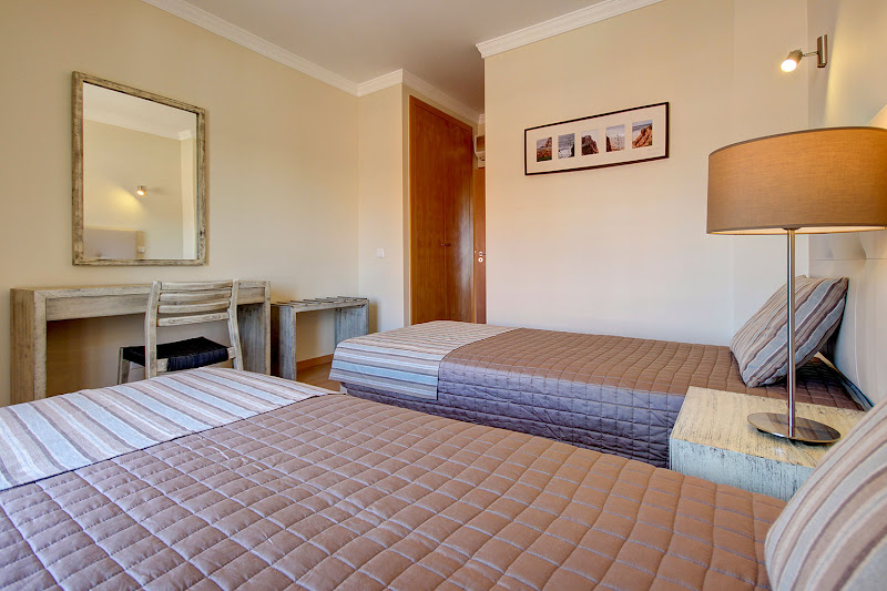 3 Bedrooms, Villa