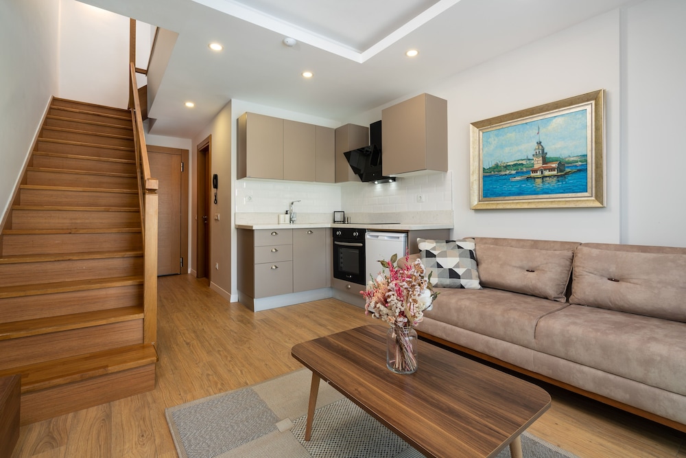 Veranda Suites 24/39