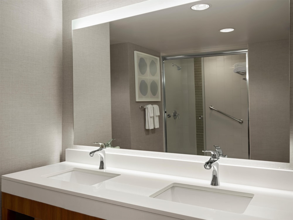 Hyatt Place Salt Lake City/Cottonwood 67/70