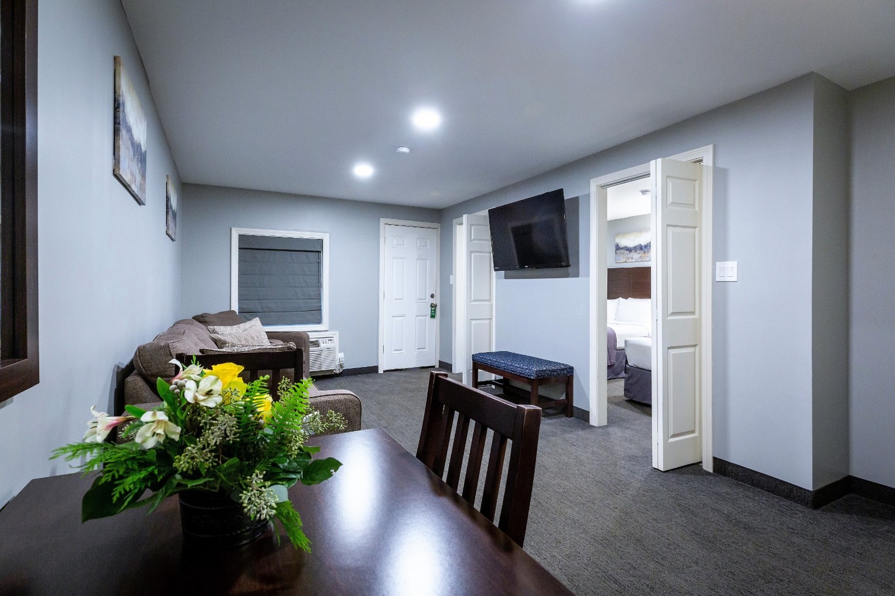Mt Madison Inn & Suites 38/46