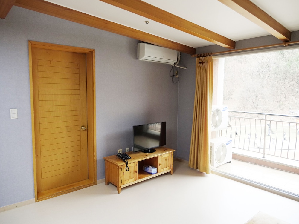 Yangji Pine Resort 16/42