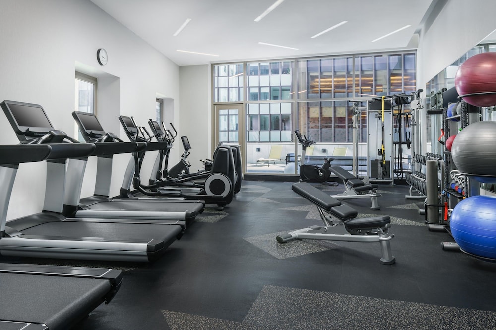 Residence Inn by Marriott New York Downtown Manhattan/Financial District 18/36