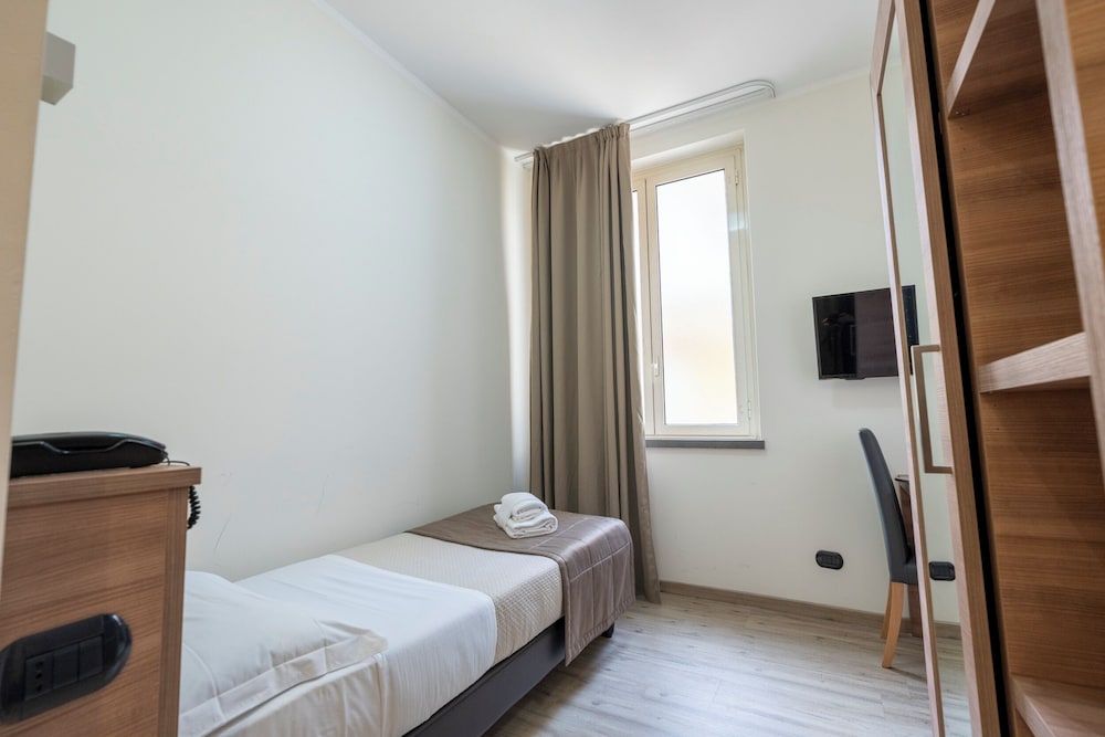 Casa Per Ferie Santa Maria Alle Fornaci 7/47