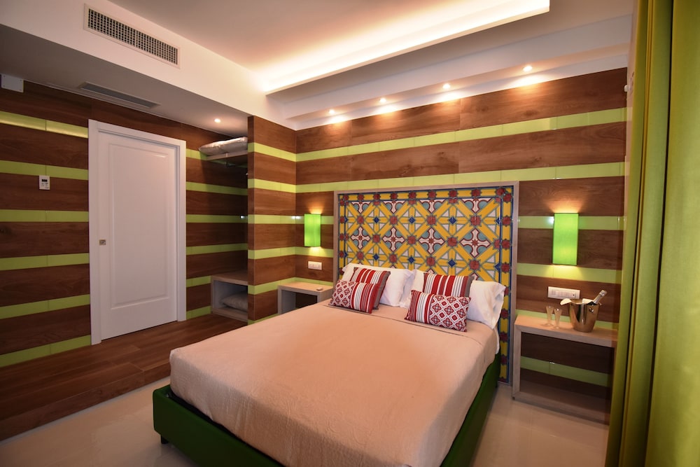 Melody Sorrento Suites 14/44