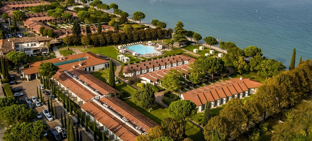 Splendido Bay Luxury Spa Resort in PADENGHE SUL GARDA