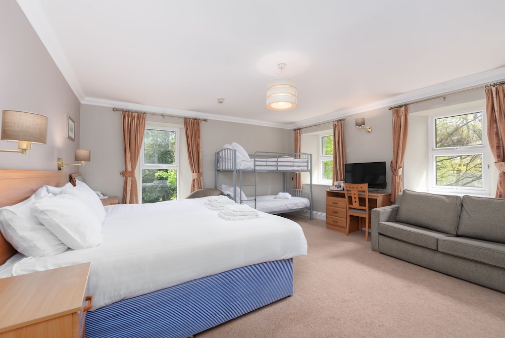 Windermere Manor 30/43