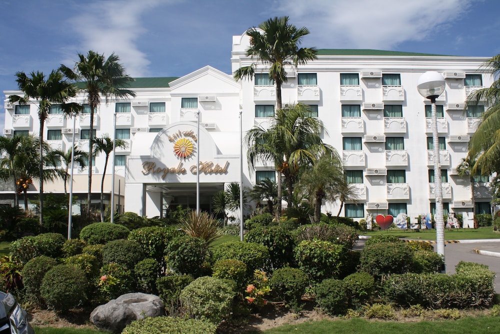 East Asia Royale Hotel 8/55