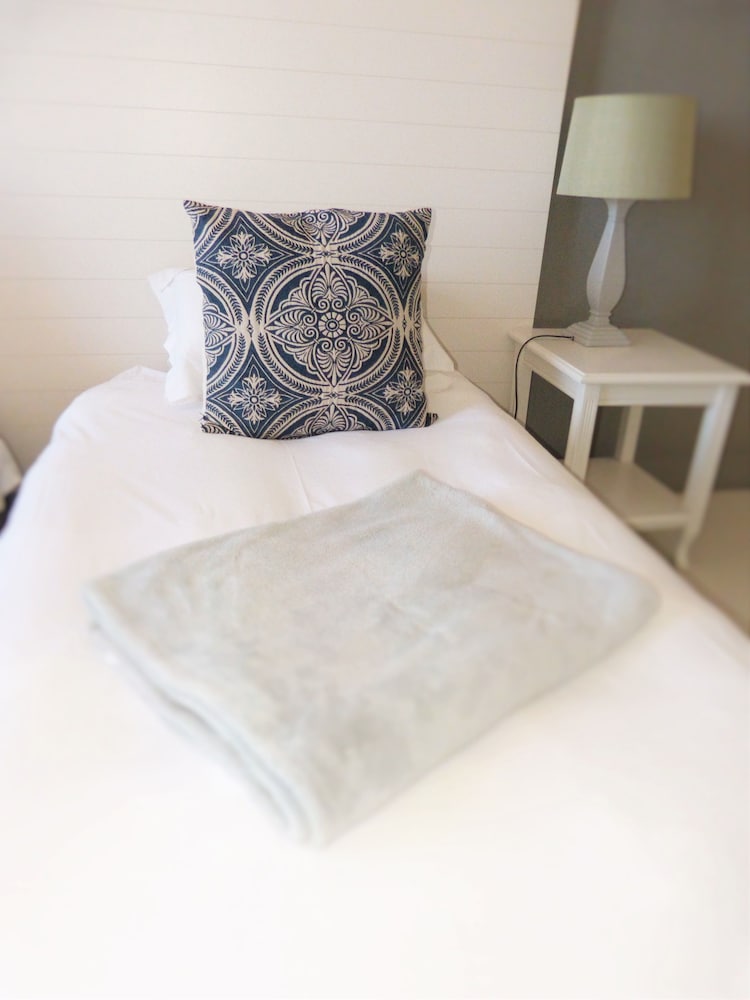 The Hampton Exclusive Guest House 11/29