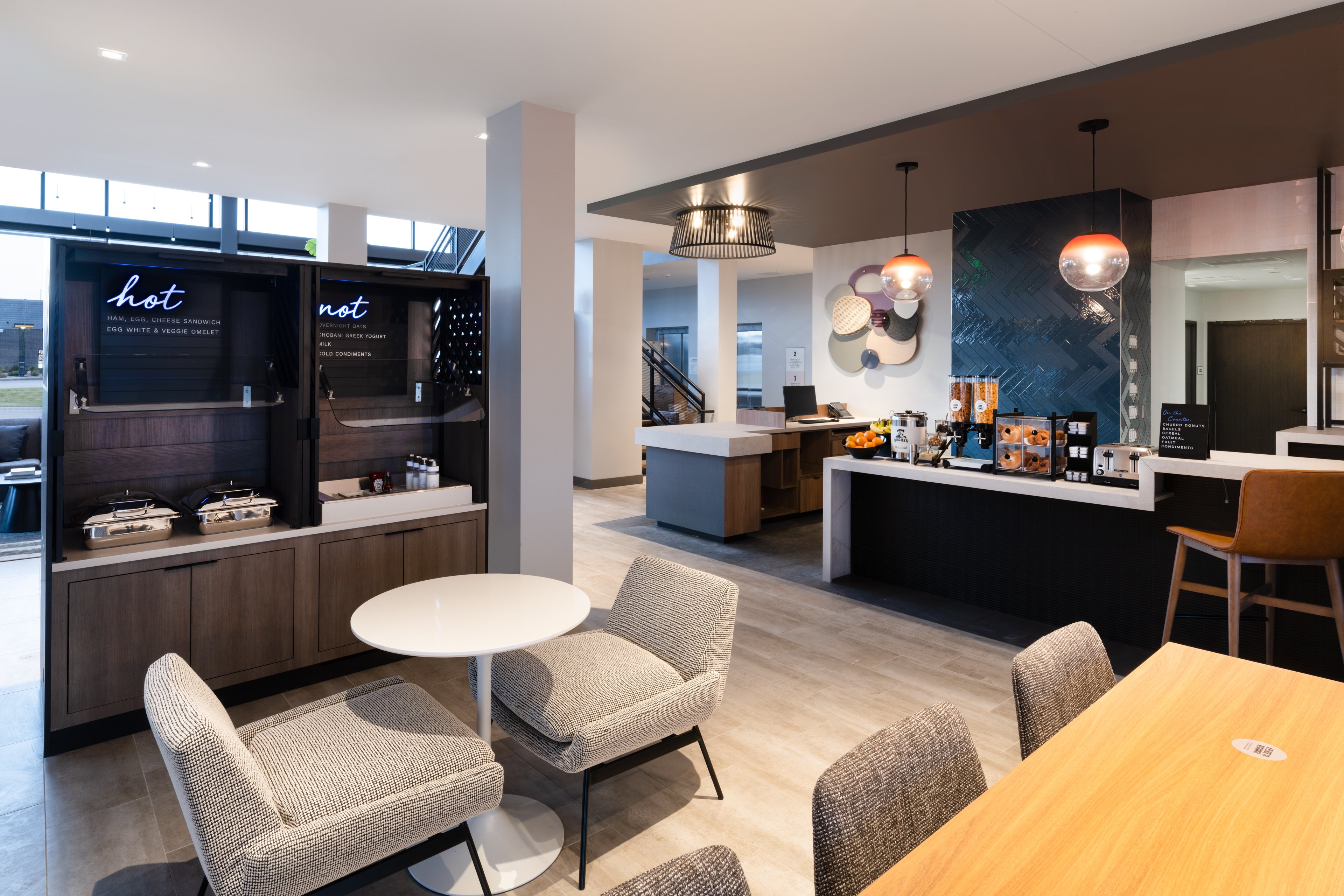 Atwell Suites Denver Airport Tower Road 13/33