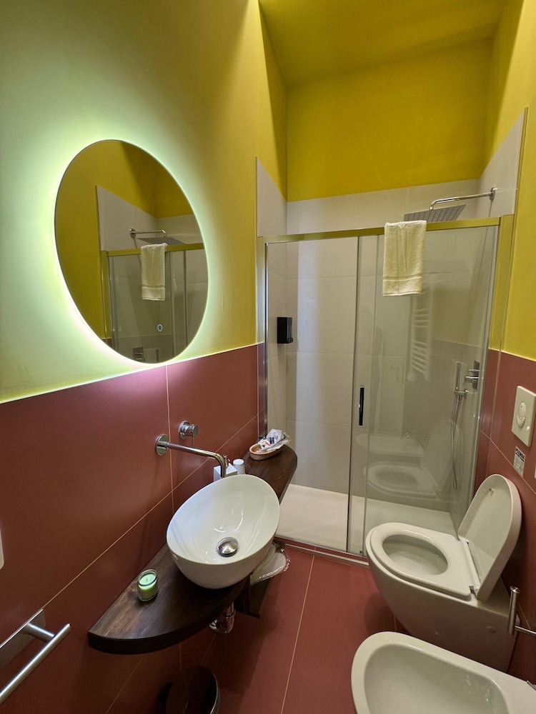 Poerio Station Rooms & Apartment 47/50