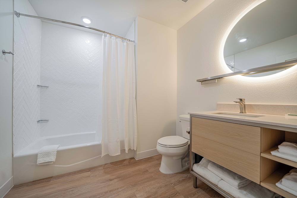 Towneplace Suites By Marriott Longview 30/32
