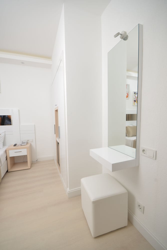 DOCS HOTEL KEMER 57/58