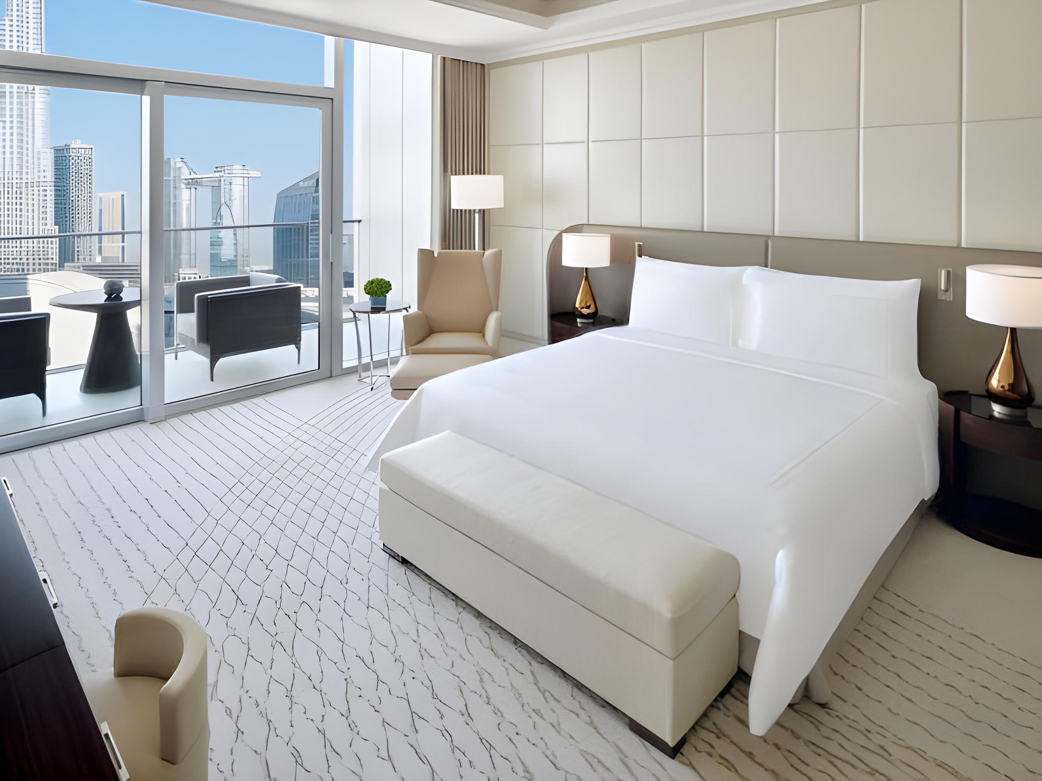 Premier Suite Burj Khalifa and Fountain View