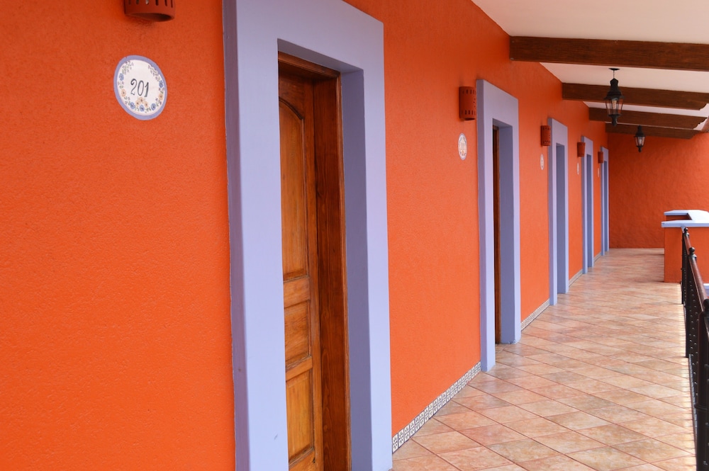 Hotel Santa Helena Plaza 9/42