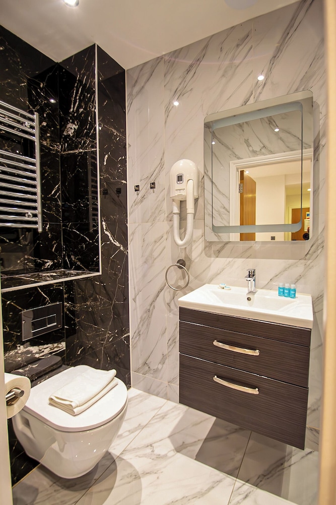 استوديو ديلوكس بسرير مزدوج مع أريكة، Hyde Park Superior Apartments 4/6