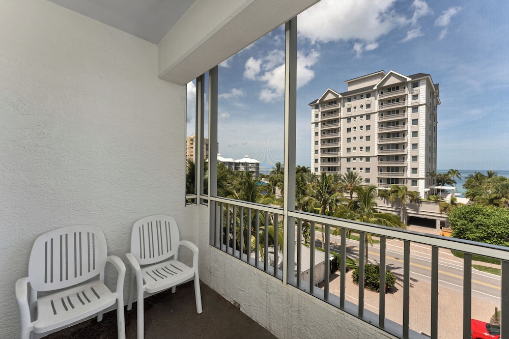 Vanderbilt Beach Resort 8/65