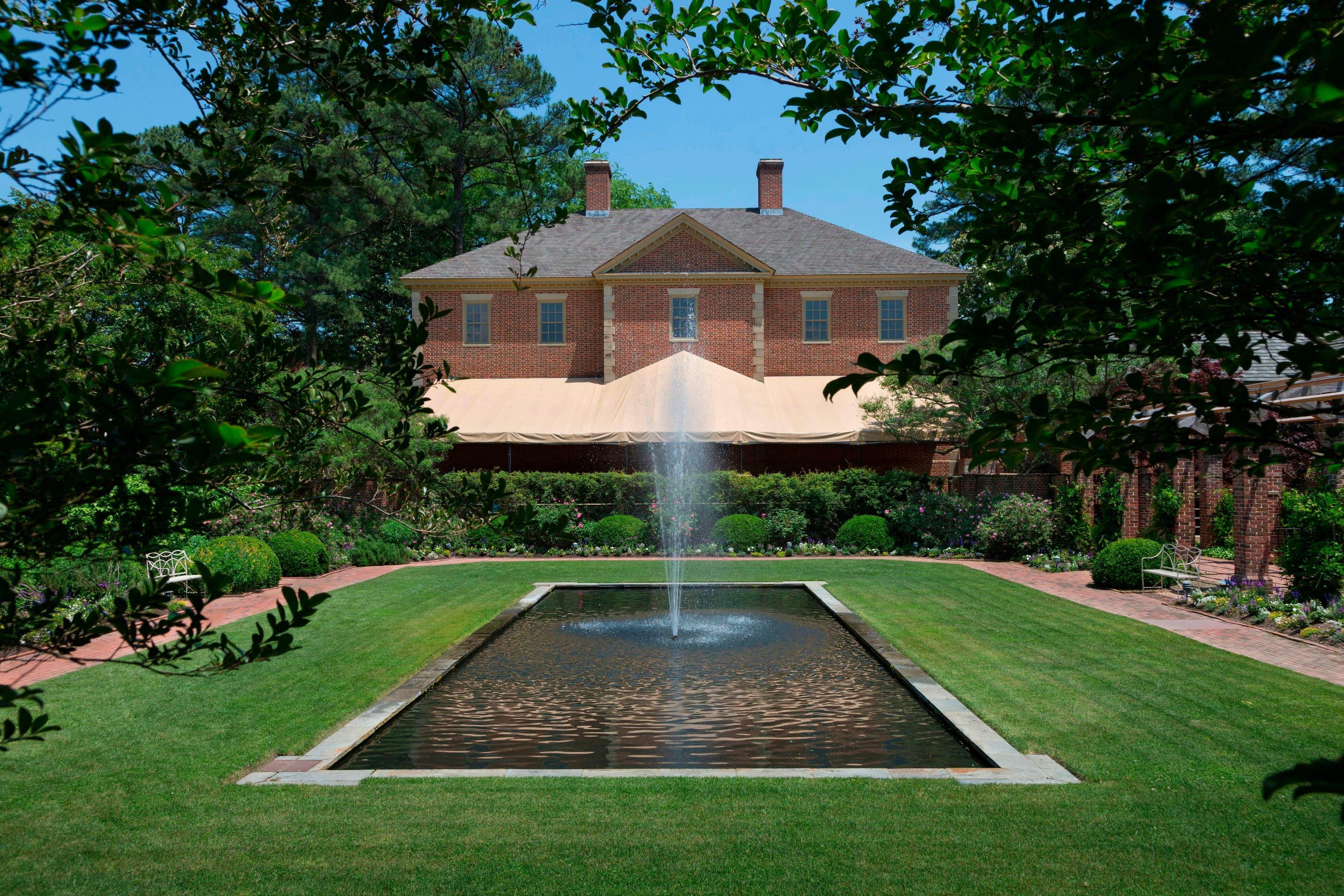 Williamsburg Lodge 38/39